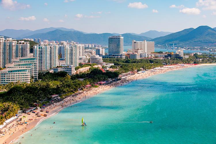 第四天：三亚—大东海或海上公园—三亚大东海码头；