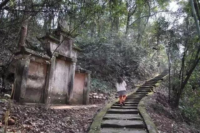 第三天：蒲江（蒲江县古城)-汶川地震遗址公园；