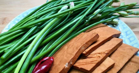 韭苔小孩子可以吃,鸡蛋蒸豆腐8个月小宝宝可以吃吗图3