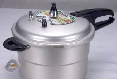 ​高压锅手柄上的孔漏气上面不转怎么回事,高压锅手柄上的孔漏气,上面不转怎么回事