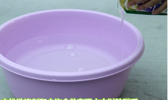 毛衣味道刺鼻怎么解决,如何去除异味?图4