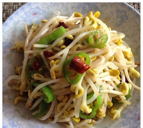 牛肉炒豆芽的做法