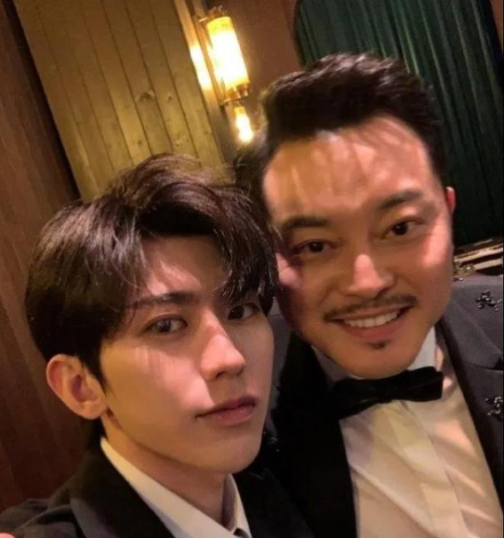 蔡徐坤生日文案,蔡徐坤的生日蛋糕图4