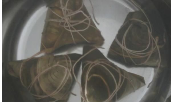 西米粽子的做法和包法，西米粽子的做法和包法？图15