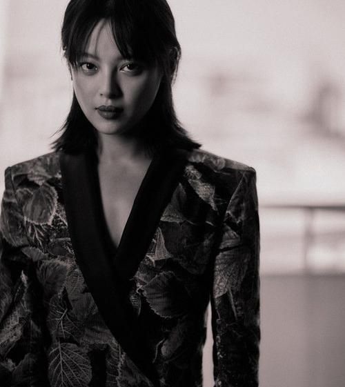 身份证必须黑头发吗身份证要拍照吗