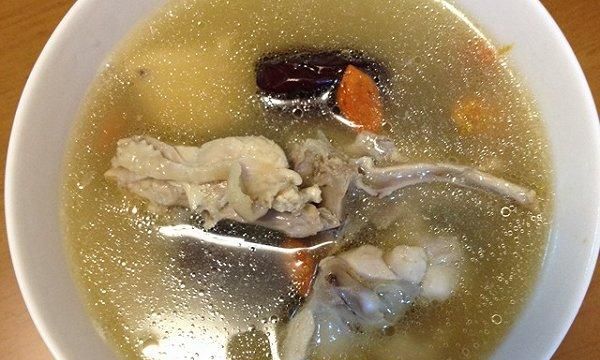 熬好的鸡汤能保存多久呢,熬好的鸡汤冷藏可以放几天呢