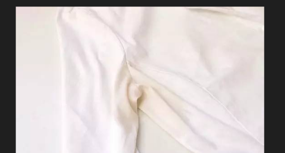 用84漂白衣服步骤,怎么用84漂白衣服上的污渍图8