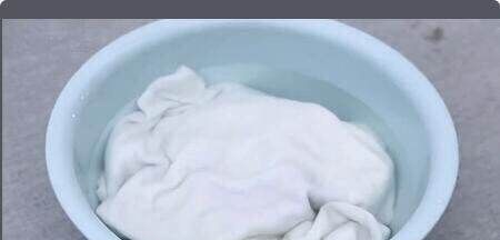 用84漂白衣服步骤,怎么用84漂白衣服上的污渍图4