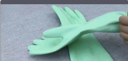 用84漂白衣服步骤,怎么用84漂白衣服上的污渍图3