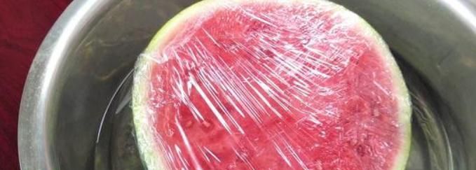 西瓜放冰箱隔夜能吃吗?西瓜放冰箱要用保鲜膜吗?