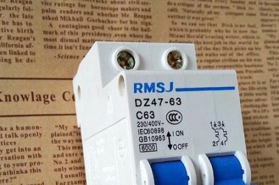 ​空开d32是什么意思