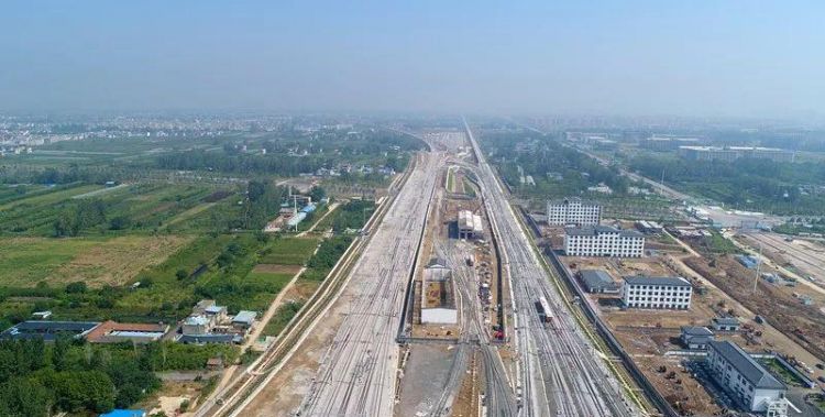 临泉9路公交车到高铁路要用多少时间