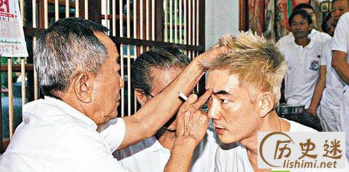 揭秘真实的泰国白龙王 他真的有那么玄乎?