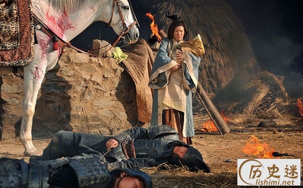 被困的甘夫人和阿斗