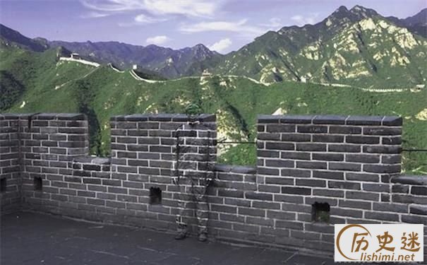 隐身术在城墙上用