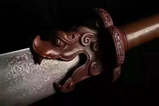 青龙偃月刀有多重?青龙偃月刀出土照片