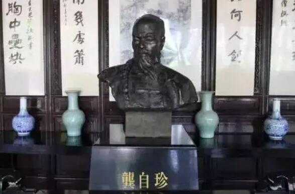 龚自珍是哪个朝代的诗人，龚自珍最有名的10首诗