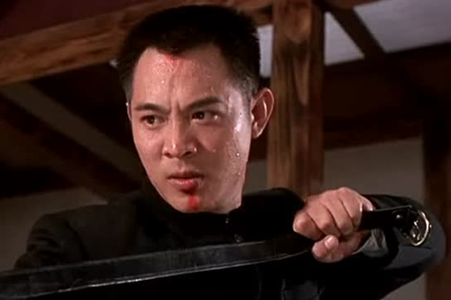 《精武门》里的陈真最后是怎么死的?历史上真实的又是谁?