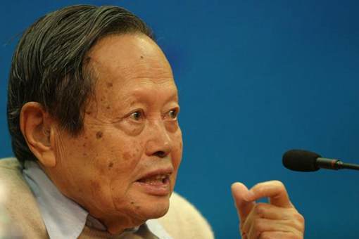 物理学家杨振宁与爱因斯坦有什么关系?