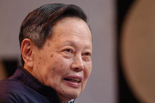 物理学家杨振宁与爱因斯坦有什么关系?