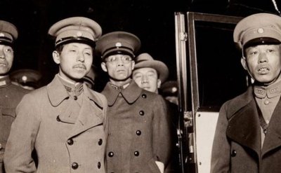 ​蒋介石为什么不杀张学良，决定软禁50年失去自由