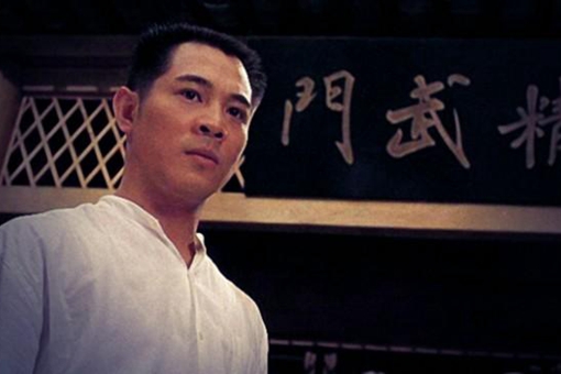 《精武门》里的陈真最后是怎么死的?历史上真实的又是谁?