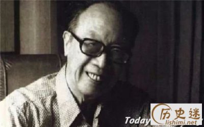 ​梁实秋为何被叫饭桶，创下一顿饭吃十二个馒头记录