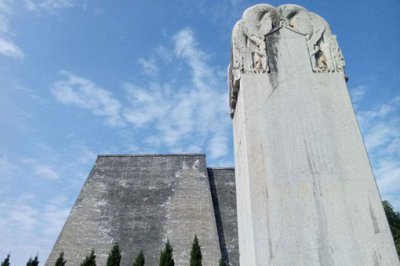 ​武则天立无字碑的目的，武则天为什么立了一块无字碑