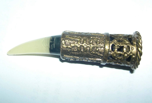 历上真的有摸金校尉和发丘中郎将吗