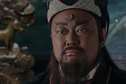 包青天的额头真的有一个月牙么?有什么寓意?