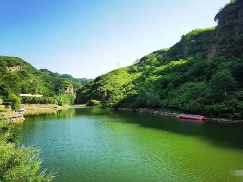 5.建议在早上前往太平天池景区，中午吃完午饭之后去卧佛院进行休息和游览比较好。