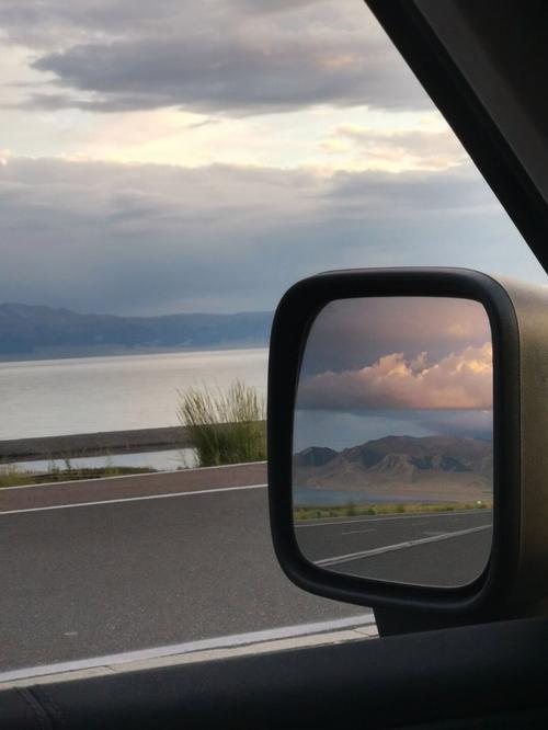 5、交通方式，我们可以从北京出发，也可以租车，但是一定要注意安全，最好是选择带有熄火装置的车。