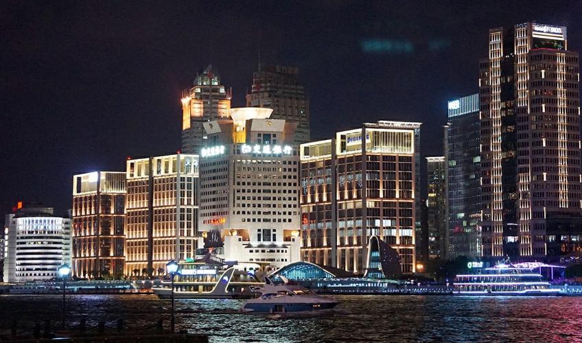 二、金中都—金源路——延安路—上海大桥——黄浦江边—北京南站