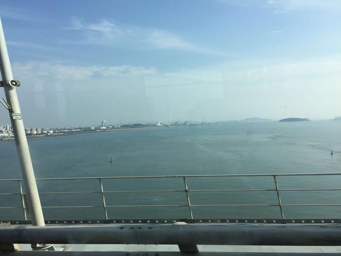 第一天：提前半小时到达上海