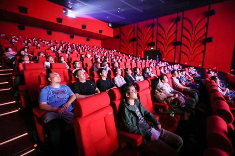 五、娱乐配套设施：电影院——中影 IMAX院线影院——百老汇影院