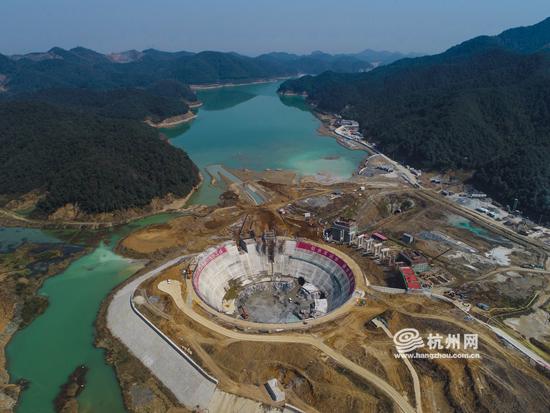 第四天：千岛湖隧道——湖滨风景区——城西体育中心——水西广场。