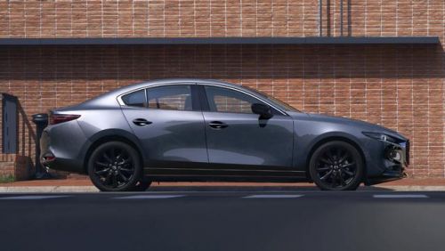 马3昂克赛拉多少钱(马3昂克赛拉加92还是95汽油)-第2张图片-