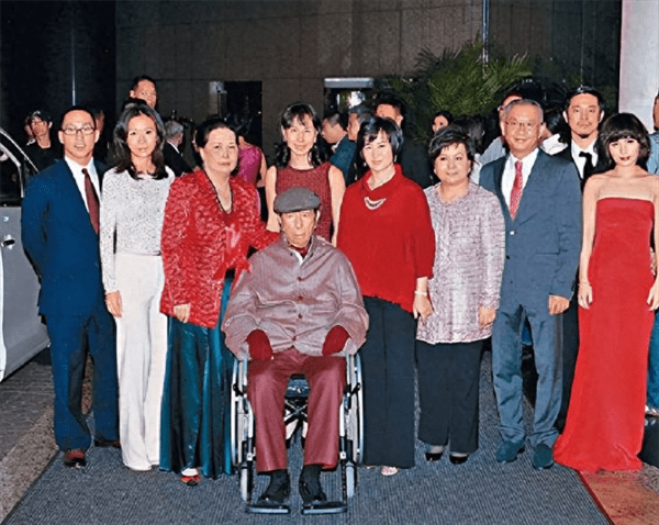 霍家怎么看得上郭晶晶(霍家为什么选择郭晶晶)