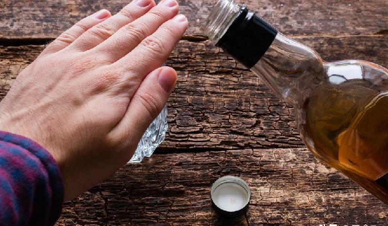 如果委婉拒绝别人的邀请（如何拒绝别人的邀请不伤害别人）