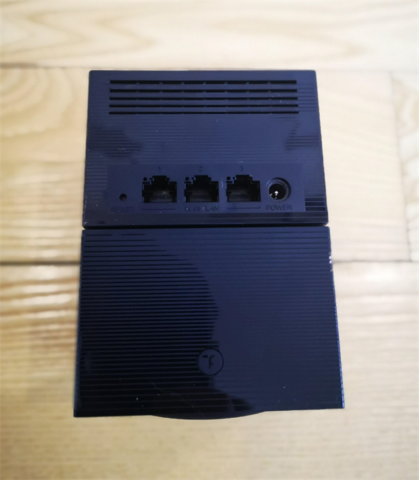 路由器易展版是什么意思(路由器易展版和标准版有什么区别)