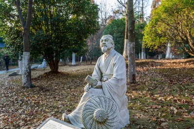 ​范蠡的历史介绍简介(范蠡的一生历史故事)