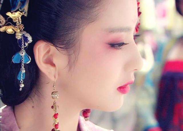 杜甫的妻子是谁(杜甫娶了多少个妻子)