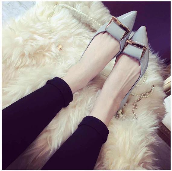 新鞋挤脚解决方法（鞋子挤脚的解决方法）(4)