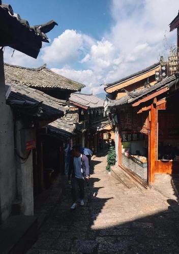 第二天：泸沽湖—大理古城—大理古城—丽江古城