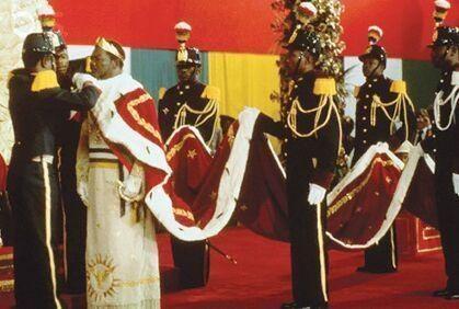 中非帝国博卡萨一生登位 博卡萨为什么猖獗的崇敬着拿破仑