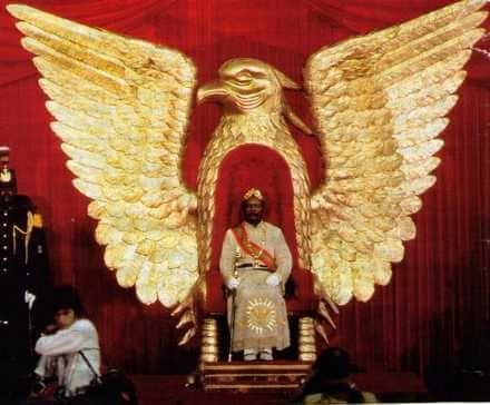 中非帝国博卡萨一生登位 博卡萨为什么猖獗的崇敬着拿破仑