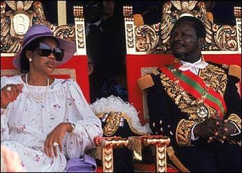 中非帝国博卡萨一生登位 博卡萨为什么猖獗的崇敬着拿破仑