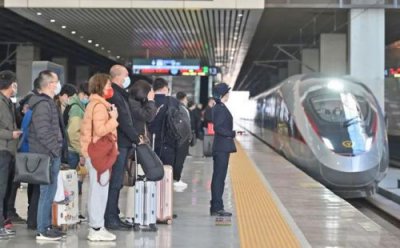 ​郑州火车站列车时刻表查询(临沂至郑州火车站列车时刻表)