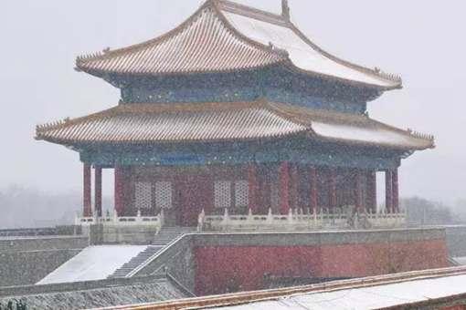 明往死亡之后,为什么满清还要住在明往的皇宫里?