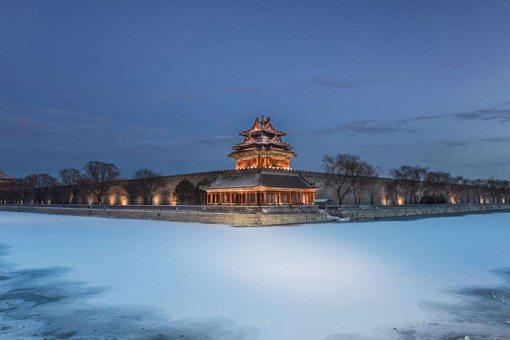 明往死亡之后,为什么满清还要住在明往的皇宫里?